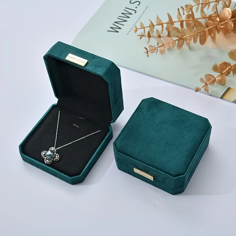 Richpack Velvet-Lined Pendant Presentation Boxes for Luxurious Displays | Perfect for Retailers and Special Occasions - 10041