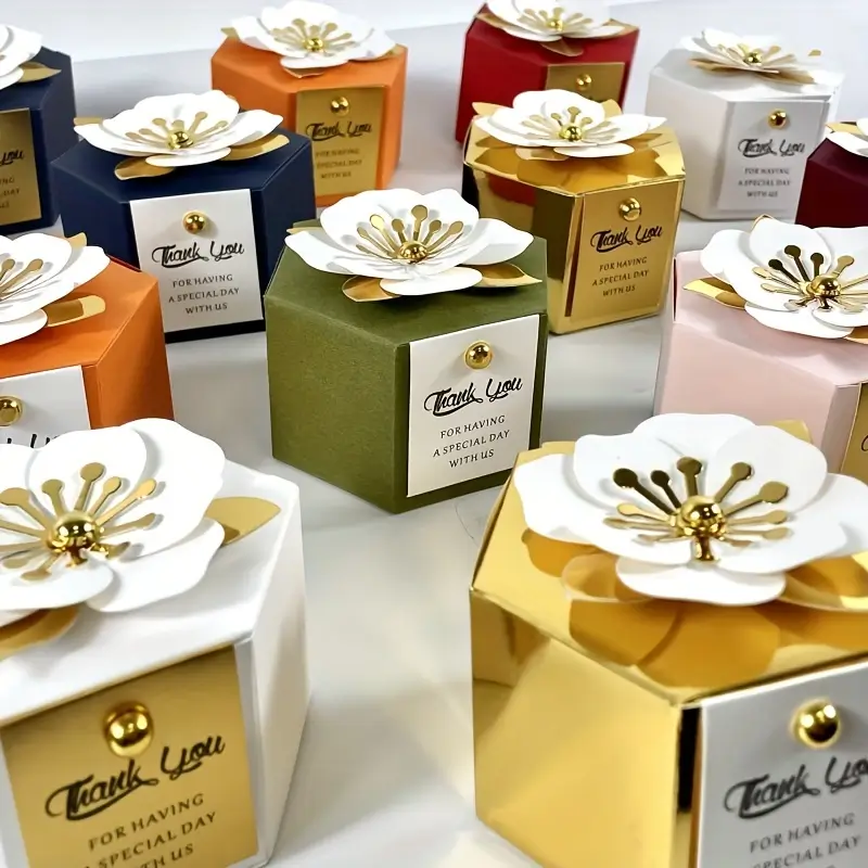 Customizable Holiday-Themed Jewelry Packaging | Designed for Jewelry Retailers Seeking Seasonal and Eye-Catching Packaging for Increased Brand Visibility - 10086