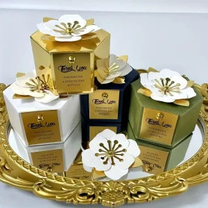 Customizable Holiday-Themed Jewelry Packaging | Designed for Jewelry Retailers Seeking Seasonal and Eye-Catching Packaging for Increased Brand Visibility - 10087