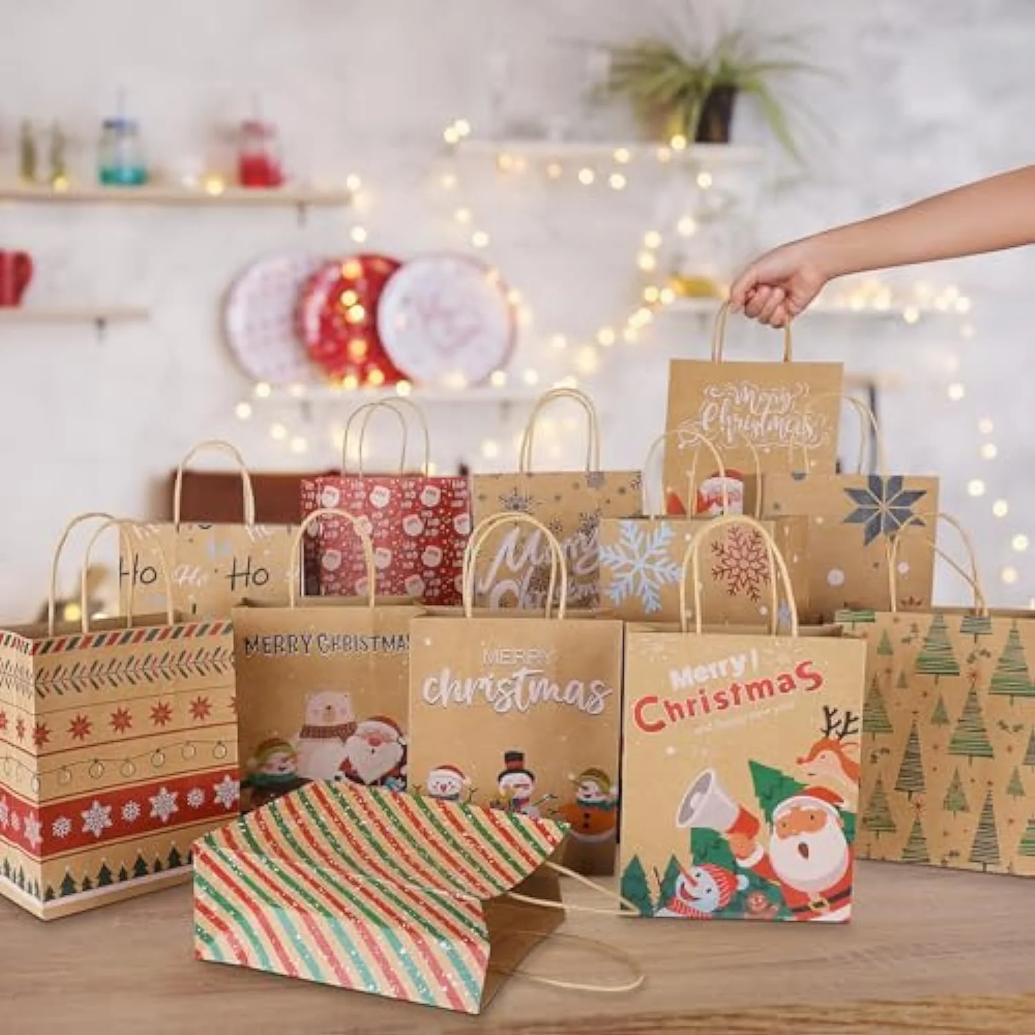 Durable and Secure Recycled Paper Bags with Reinforced Bottoms for Heavy Items | Reliable Packaging Solutions for Jewelry Stores and Retailers - 10092