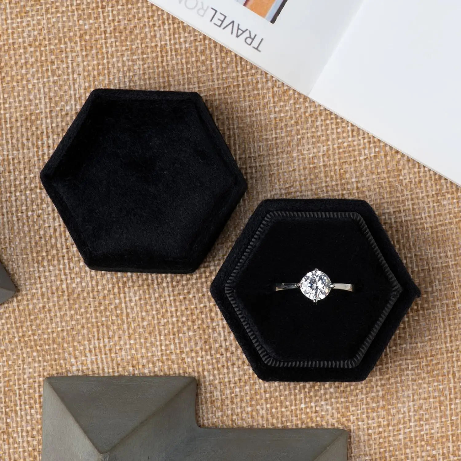 Richpack Exquisite and Tactile Small Velvet Jewelry Boxes for Rings - Delicate & Luxurious Storage Solutions for Jewelry Merchants. - 10128