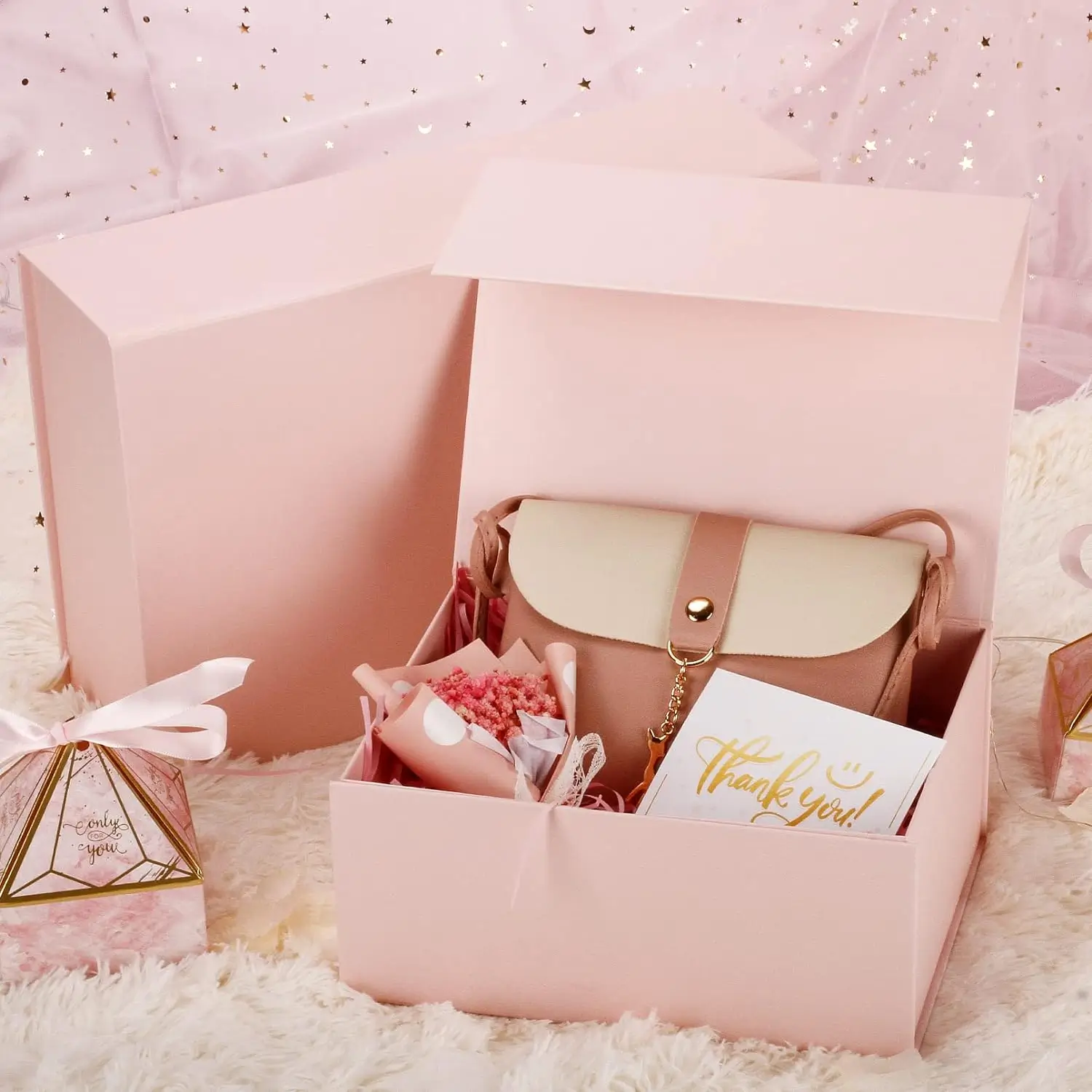 Draw a Gift Box for Your Brand | Custom High-End Jewelry Boxes Inspiration from Cartier or Anthropologie Jewelry Boxes Richpack Jewelry Packaging Supplier - 10236