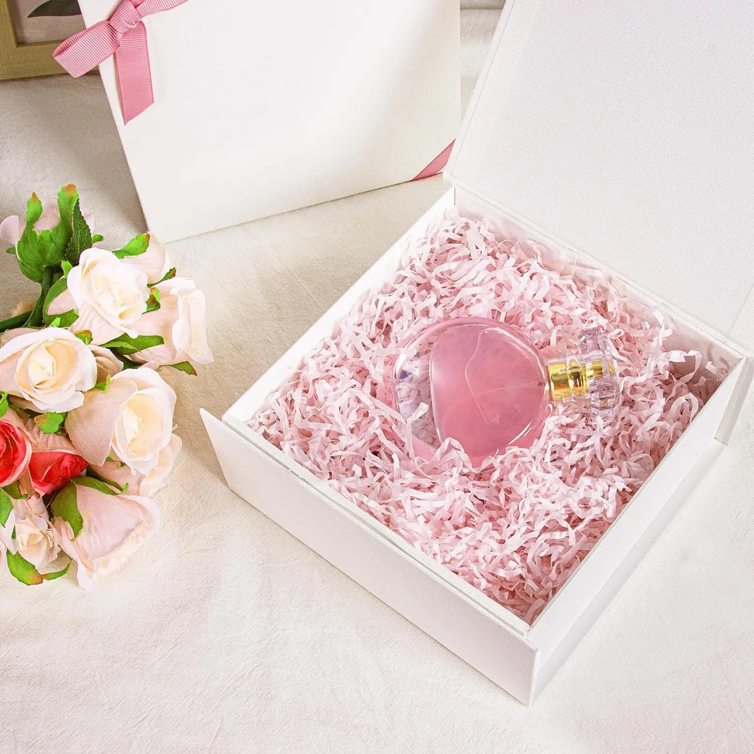 Draw a Gift Box for Your Brand | Custom High-End Jewelry Boxes Inspiration from Cartier or Anthropologie Jewelry Boxes Richpack Jewelry Packaging Supplier - 10246