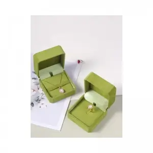 Personalized Luxury Packaging for Premium Skincare Products | Bespoke Packaging Solutions for High-End Beauty Merchants Needing Branded Appeal - 10286