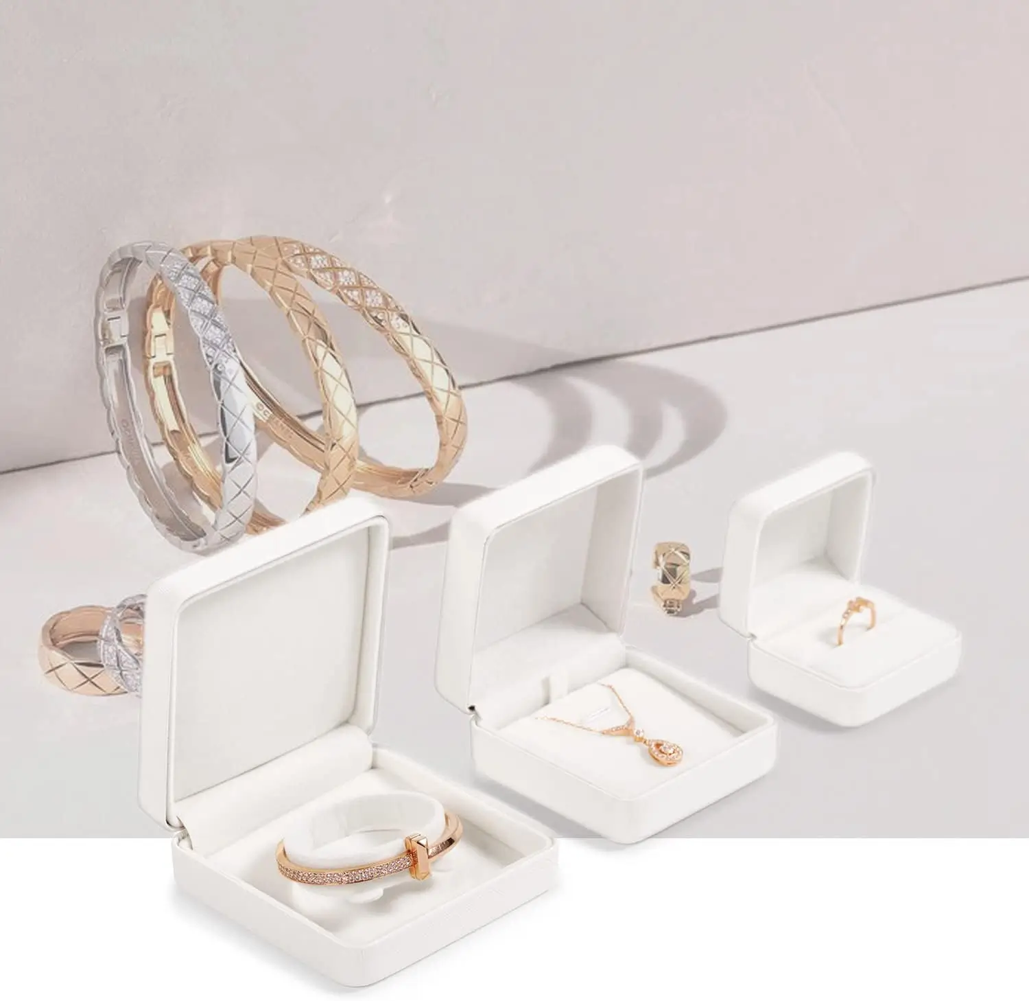 Premium White Jewelry Boxes for Stylish Gifting | Durable and Chic Packaging for Jewelry Display Wholesale & Bulk Order Welcomed at Richpack - 10305