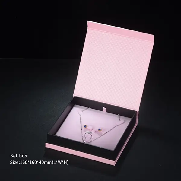 Affordable Custom Jewelry Boxes for Independent Jewelers | Budget-Friendly Solutions with High-Quality Designs - 10681