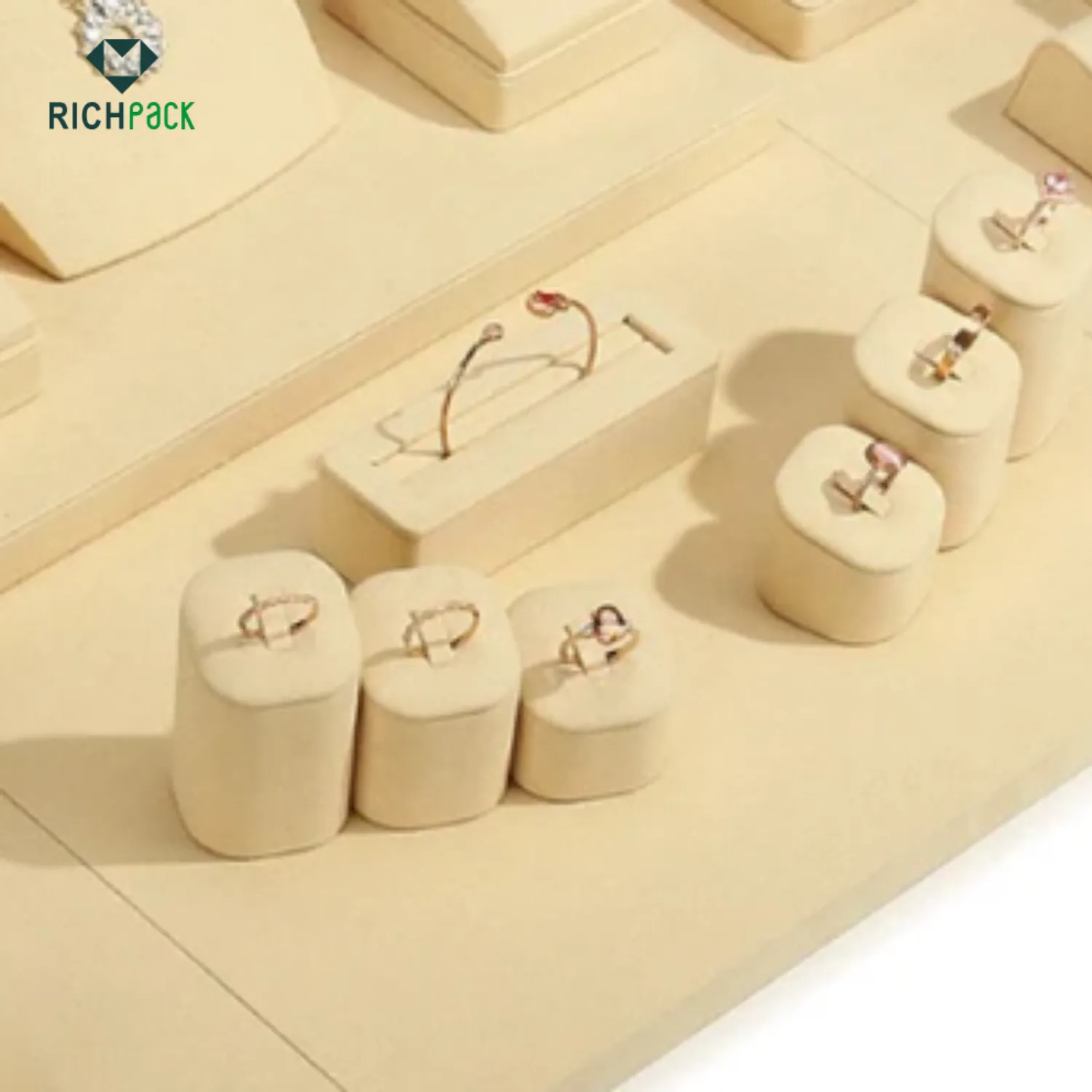 2024 Reliable Jewelry Store Supplies for Retail Display and Packaging | Trusted Wholesale Jewelry Supply Co for Custom Solutions - 4