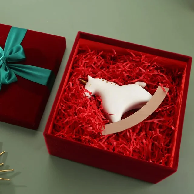 Valentine's Day Gift Boxes with Romantic Elements | Elegant and Customizable Packaging for Love-Themed Gifts Richpack - 61nMRw6YdJL. AC SL1001
