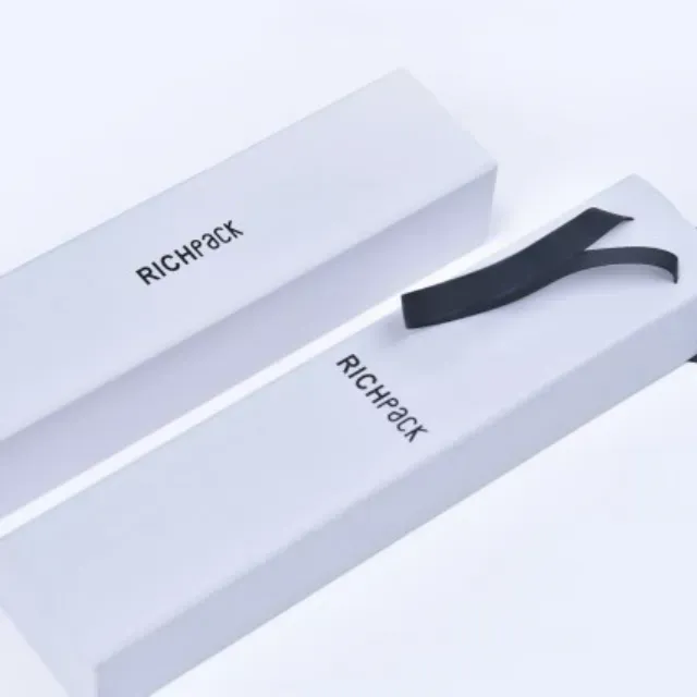 Cost-Effective Bulk Packaging Solutions for Jewelry Brands | Perfect for Wholesalers Needing Scalable and Customizable High-Volume Packaging - DSC 6475