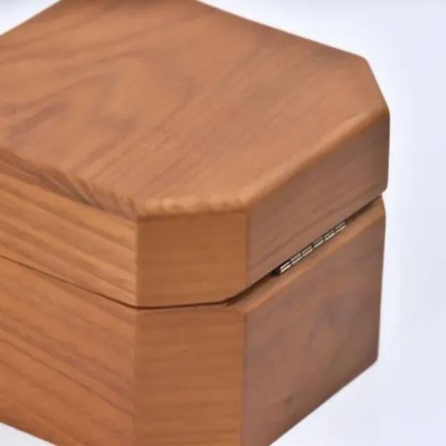 Luxury Watch and Jewelry Boxes for Men | Secure & Multi-Tier Storage Solutions for Retailers and Wholesalers Manufacturer Direct in Richpack - DSC 6496