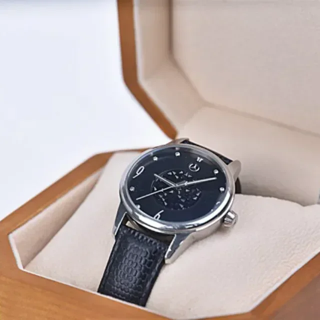 Luxury Watch and Jewelry Boxes for Men | Secure & Multi-Tier Storage Solutions for Retailers and Wholesalers Manufacturer Direct in Richpack - DSC 6501