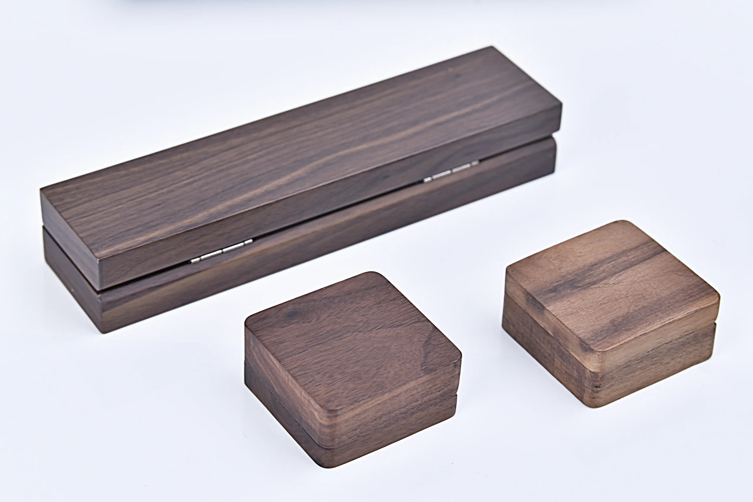 Recyclable Luxury Jewelry Packaging for Environmentally Friendly Brands | Designed for Luxury Jewelers Needing Green and High-End Presentation - DSC 6517