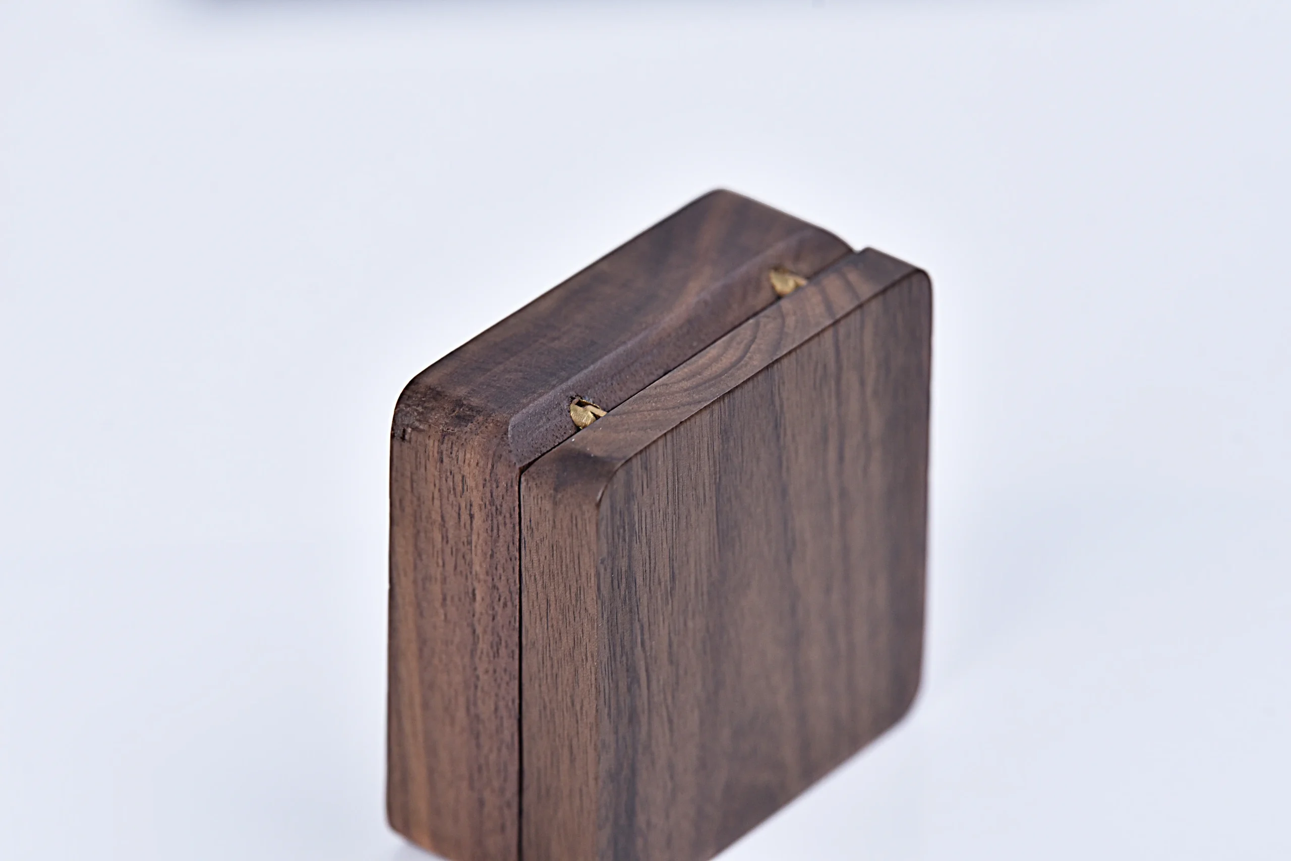Recyclable Luxury Jewelry Packaging for Environmentally Friendly Brands | Designed for Luxury Jewelers Needing Green and High-End Presentation - DSC 6521