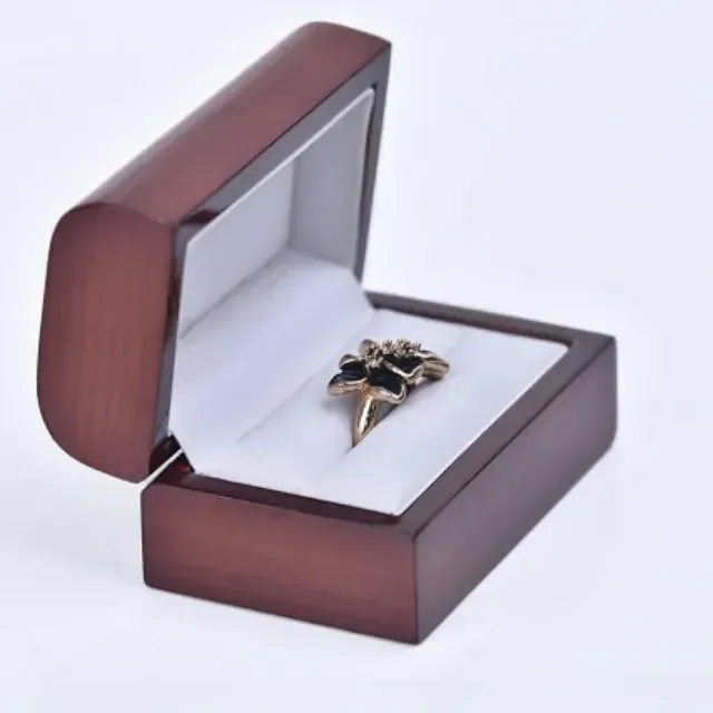 Richpack Wooden Earring Gift Boxes | Elegant and Durable Packaging Solutions for Special Occasions Holiday Gift Giving or Corporate Gifting - DSC 6729