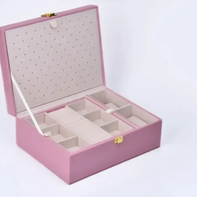 Secure Jewelry Boxes with Locks | Multi-Layer Lockable Jewelry Boxes Designed for Safekeeping Valuables in Style Perfect for Retail Businesses - DSC 8193