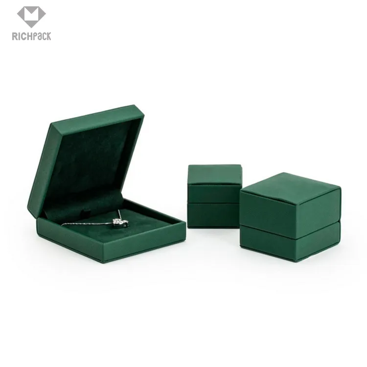 Eco-Friendly Jewelry Packaging | Sustainable Jewelry Packaging for Ethical Brands Recycled Reusable Materials Aviailable for Business - H C2 SET2 GN