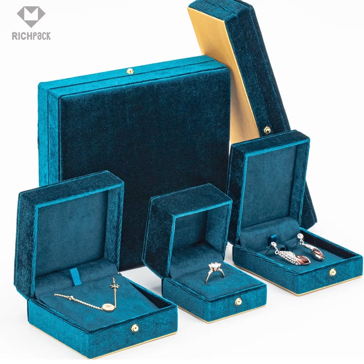 Custom Long Velvet Necklace Boxes for Wholesale and Retail | Manufacturer Direct, Bulk Order Options, and Private Label Opportunities - PA 21 1