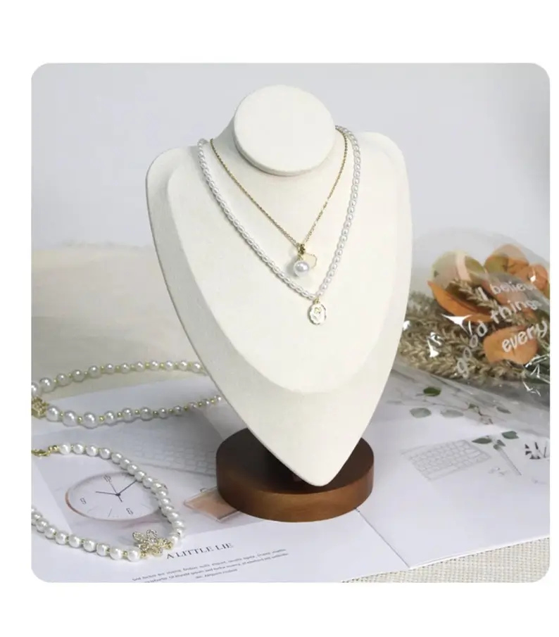 Richapck Sturdy Durable Custom Jewelry Display Cases for Bulk Orders | Built for Jewelry Manufacturers Requiring Consistent and Reliable Packaging - Retro Jewelry Display ,Velvet Je 263