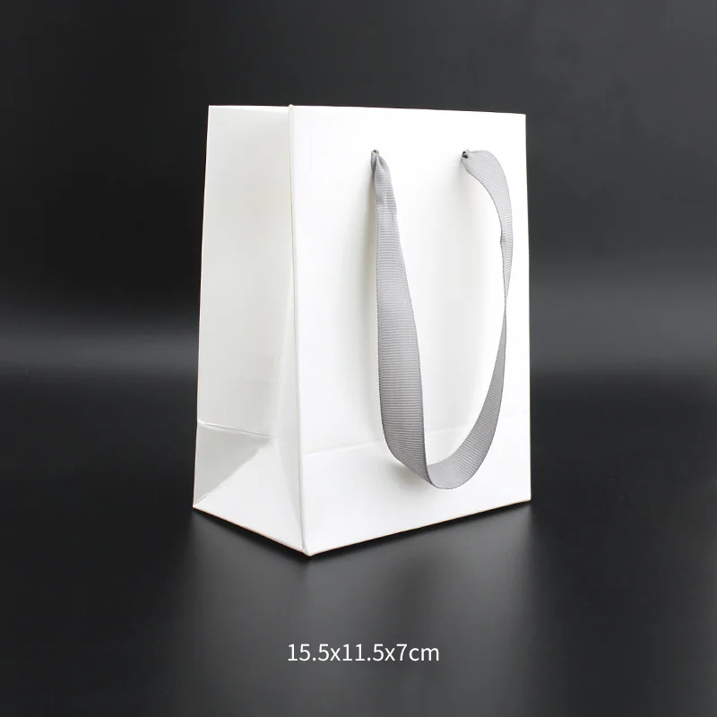 Bosses de paper personalitzades a mida i duradores per a botigues minoristes amb logotips | Solucions de marca perfectes per a joiers que necessiten embalatges minoristes atractius - SKU 04 15.5x11.5x7竖版灰色缎带手提袋
