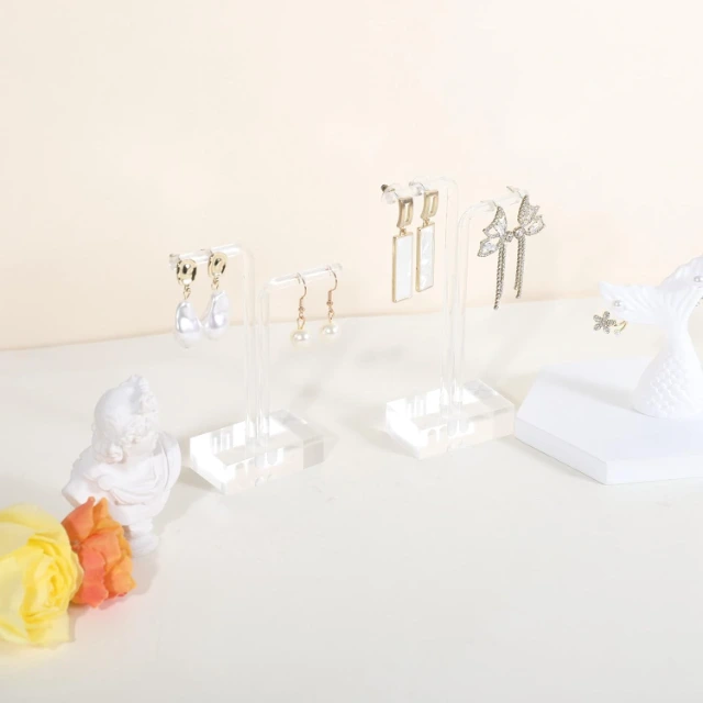 Versatile Transparent Earring Holders | Clear Display Solutions for Jewelry Merchants Needing Organized and High-Visibility Showcases for Retail Spaces - Transparent Earring Holders2
