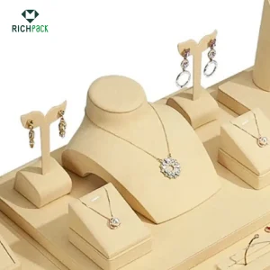 2024 Suprimentos confiáveis ​​para joalheria para exposição e embalagem no varejo | Trusted Wholesale Jewelry Supply Co para soluções personalizadas - Design sem título (1)