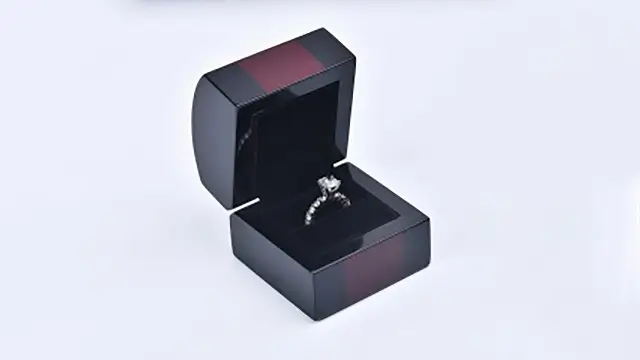 black jewelry boxes