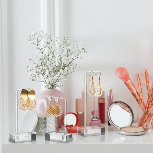 Space-Efficient Compact Acrylic Displays for Retail Counters | Sleek Display Solutions for Jewelry Stores Needing Minimalist Jewelry Showcases - “compact acrylic displays for retail counters”5