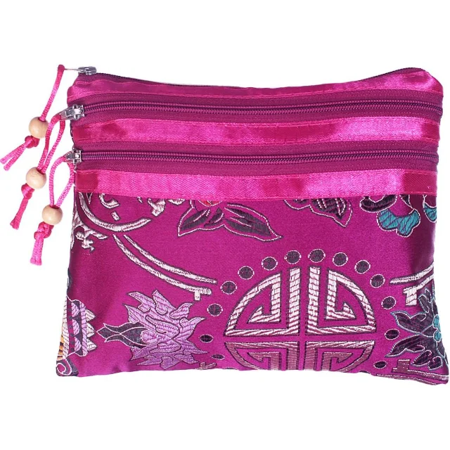 Soft and Protective Drawstring Silk Pouches for Delicate Jewelry Items | Luxurious Storage Solutions for Jewelry Merchants Requiring Gentle Jewelry Protection - “customizable silk pouches with luxurious finishes”3