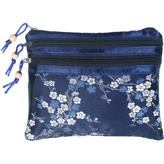 Soft and Protective Drawstring Silk Pouches for Delicate Jewelry Items | Luxurious Storage Solutions for Jewelry Merchants Requiring Gentle Jewelry Protection - “customizable silk pouches with luxurious finishes”4