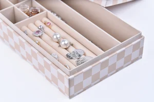 Premium Display Ring Case for Professional Jewelry Presentation | Richpack Customizable Ring Display Boxes for Secure Storage - display ring case (3)