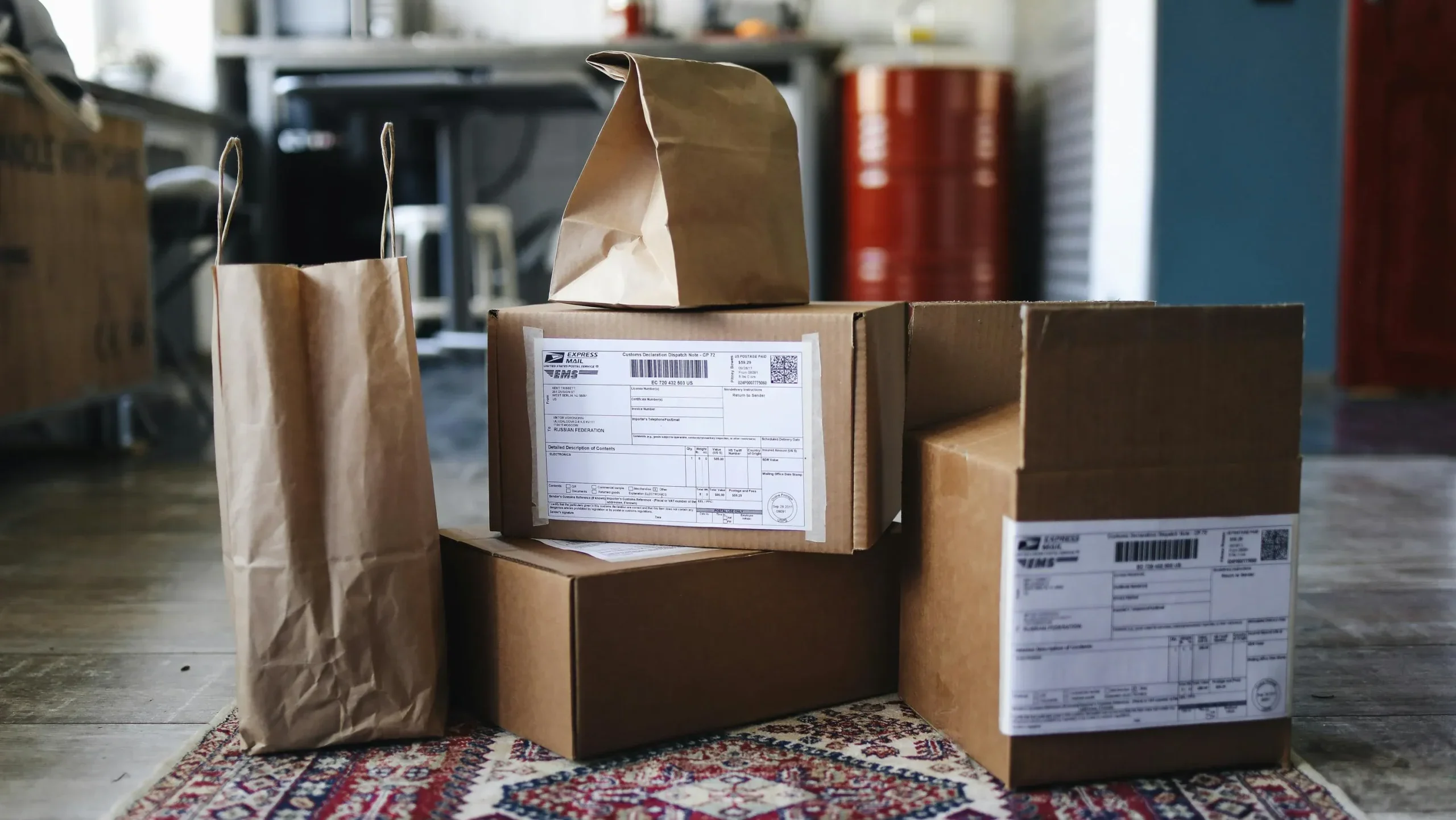 Creating Custom Jewelry Packaging for E-Commerce Success - e commerce packaging solutions images (5)