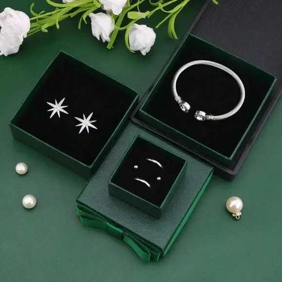 Sophisticated Custom Rigid Gift Boxes with Velvet Lining for Luxury Goods | Tailored Packaging for Jewelers Needing Elegant and High-Quality Storage - jewelry box 109