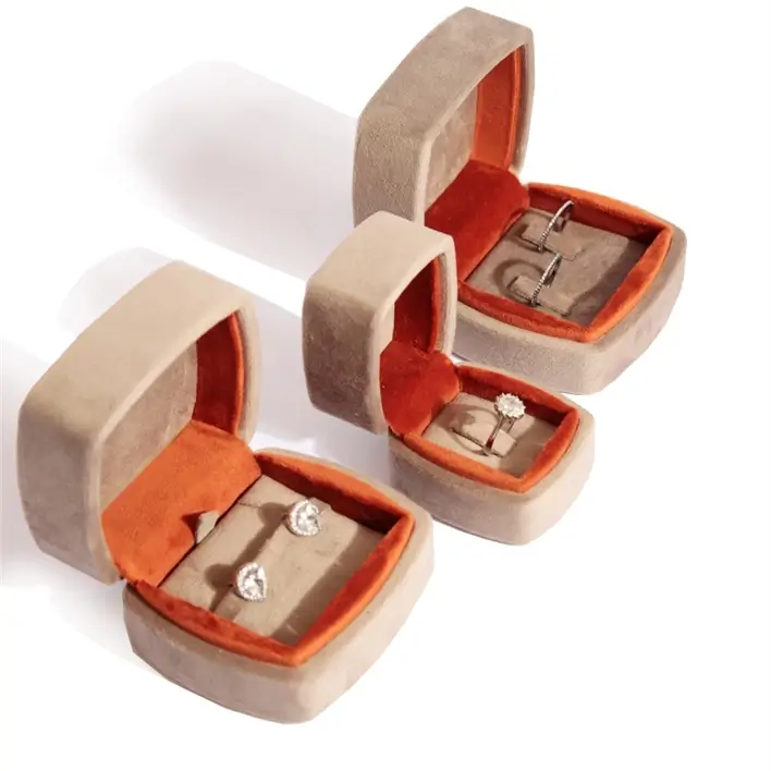 Top 10 Jewelry Packaging Trends 2024 - jewelry case 087