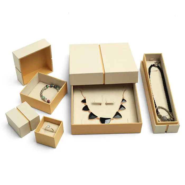 Travel-Friendly Bracelet Storage Solutions | Portable and Secure Designs Ideal for Jewelry on the Go Richpack Offers Customizable Options - jewelry case 174