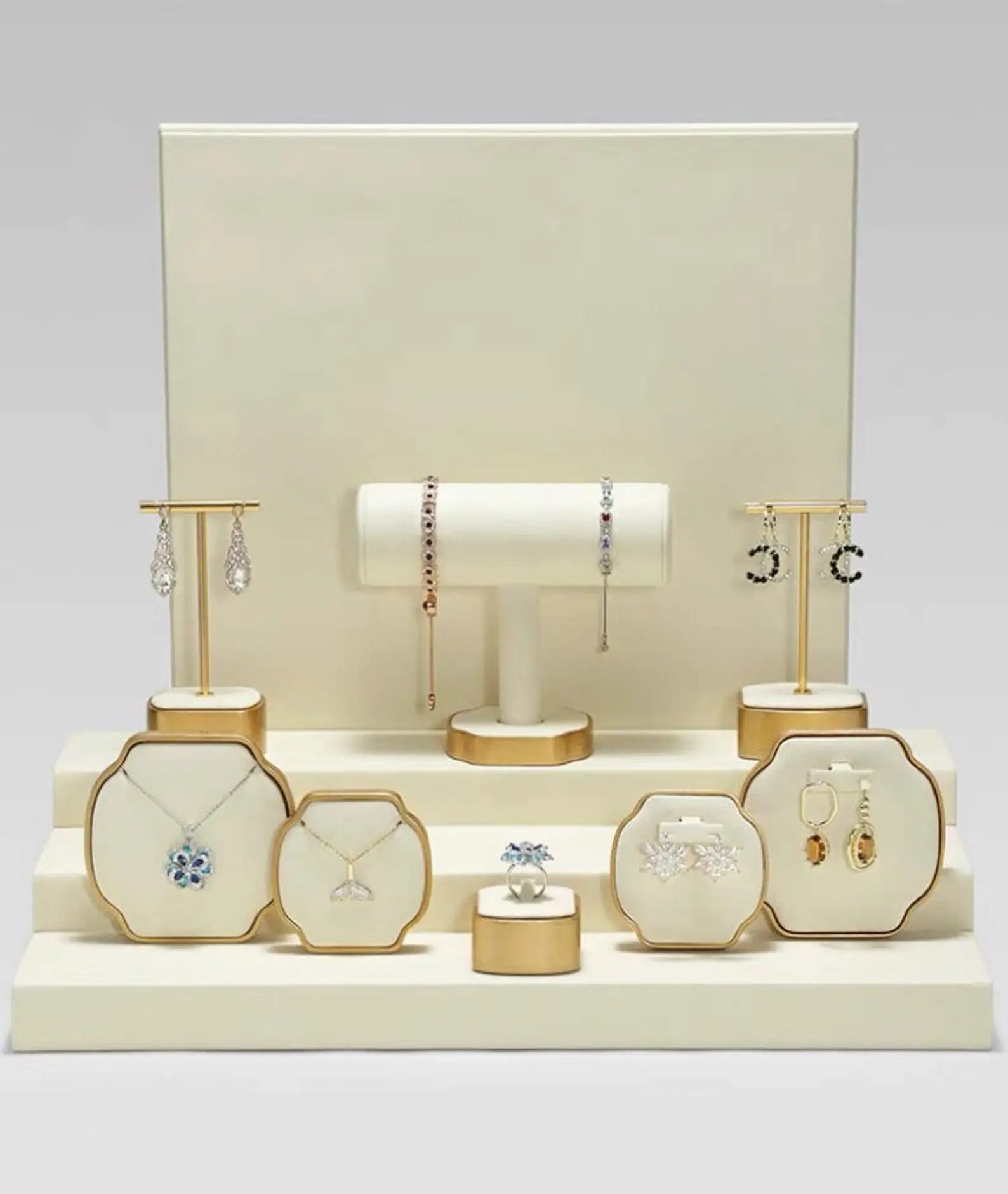Practical Affordable Jewelry Displays for Small Jewelry Stores | Designed to Help Retailers Showcase Products Without Breaking the Budget - jewelry display 173