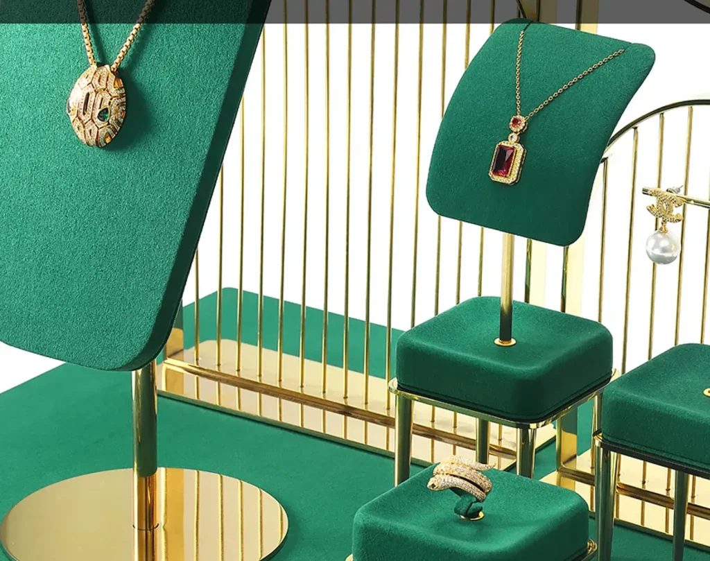 How a Jewelry Brand Increased Online Engagement with Interactive Packaging - jewelry display 248