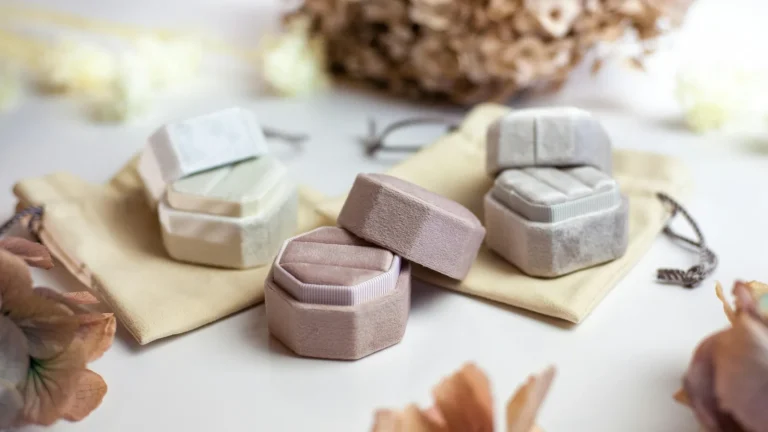 Top 25 Jewelry Packaging Manufacturers and Suppliers (2025) - luxury jewelry box packaging blog feature image (144)