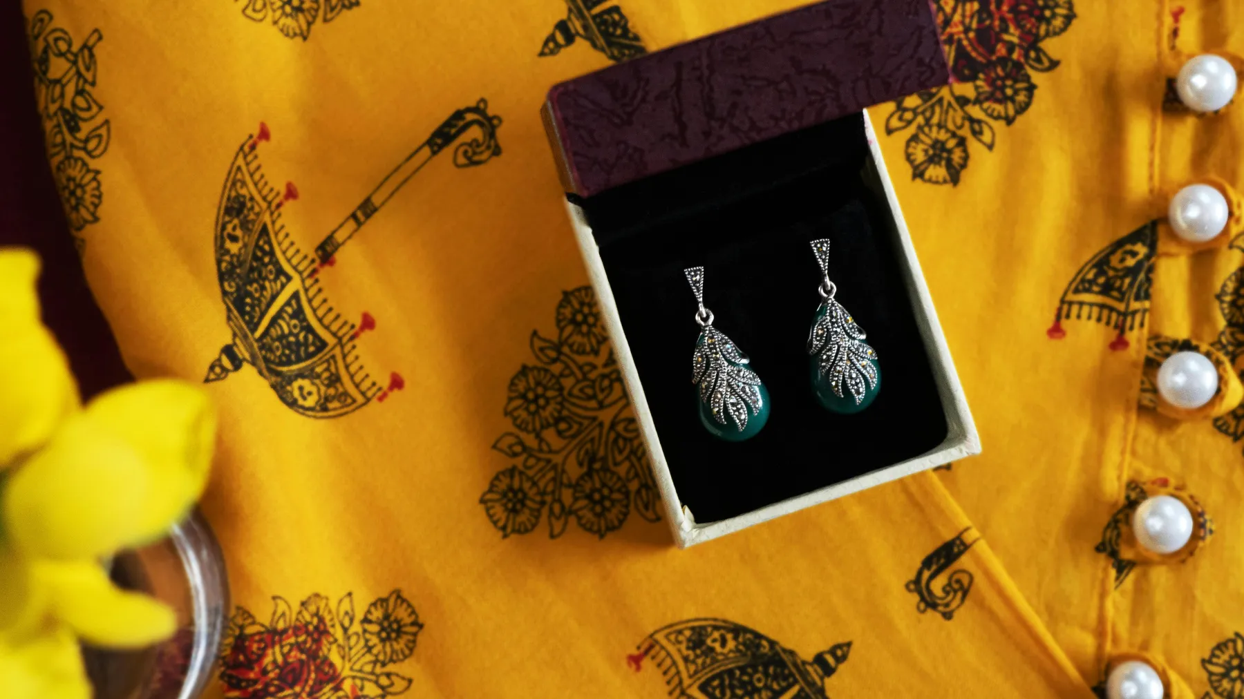 Top 10 Affordable Jewelry Packaging Solutions That Don’t Compromise on Quality - luxury jewelry box packaging blog feature image (222)