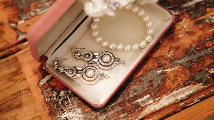 The Beginner's Roadmap to Custom Packaging for Shop Astrology Jewelry on Sale - luxury jewelry box packaging blog feature image (55)