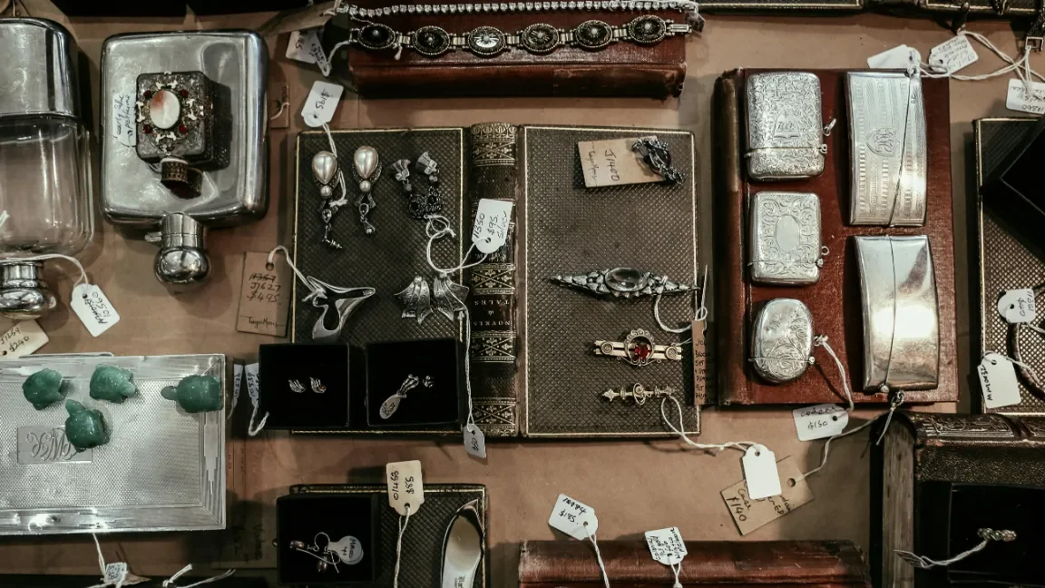 Case Study: The Impact of Custom Packaging Designs on Retail Sales for a Boutique Jewelry Store - pexels rachel claire 5865384