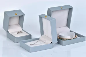 Richpack Versatile and Recherché Small Containers with Lids - Міцні та надійні рішення для демонстрації ювелірних виробів для організованого зберігання та краси - маленькі контейнери з кришками (3)