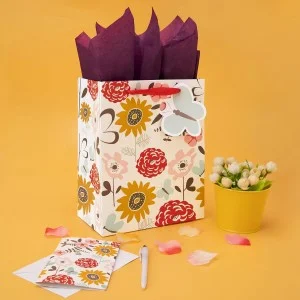 wrapping paper and bag storage (4)