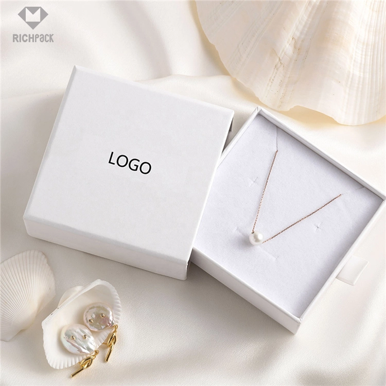 Custom Printed Packaging for E-Commerce Subscription Boxes | Designed for Online Retailers Needing Scalable and Memorable Packaging for Monthly Deliveries - zt41 (3)