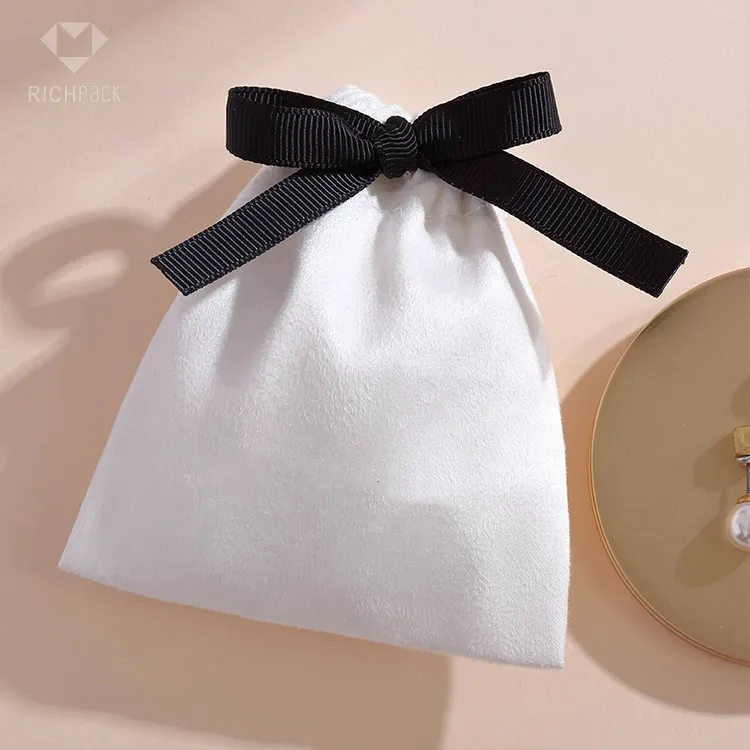 Environmentally Friendly Sustainable Jewelry Pouches for Green Businesses | Premium Packaging for Jewelers Focused on Eco-Conscious Solutions - zt63 (3)