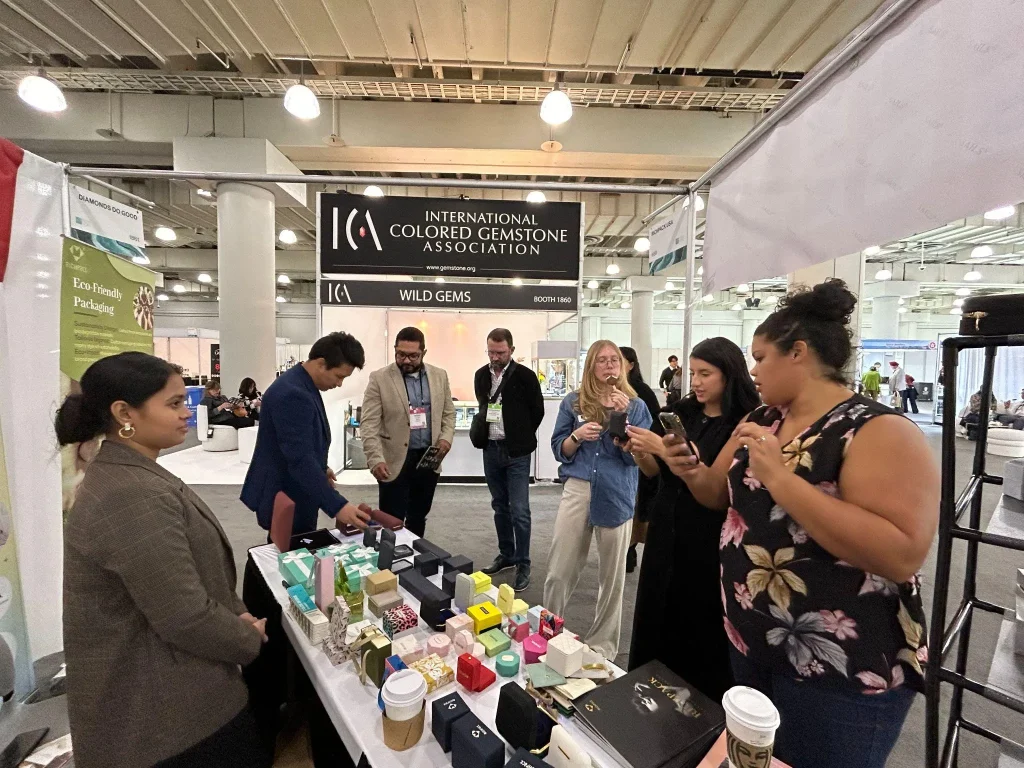 Richpack Shines at Jewellers of America 2024 Fall Trade Show with Sustainable Jewellery Packaging Solutions - JA NYC 2024 (11)