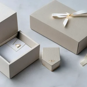 Elegant eNewton Jewelry Packaging Solutions | Custom Creations by Richpack for Unmatched Brand Enhancement - eNewton jewelry packagin 2
