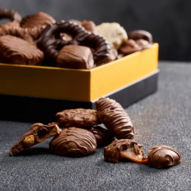 Luxury Chocolate Gift Box - A Sumptuous Box of Rich Tastes for the Discerning - Deluxe Chocolate Gift Box 2