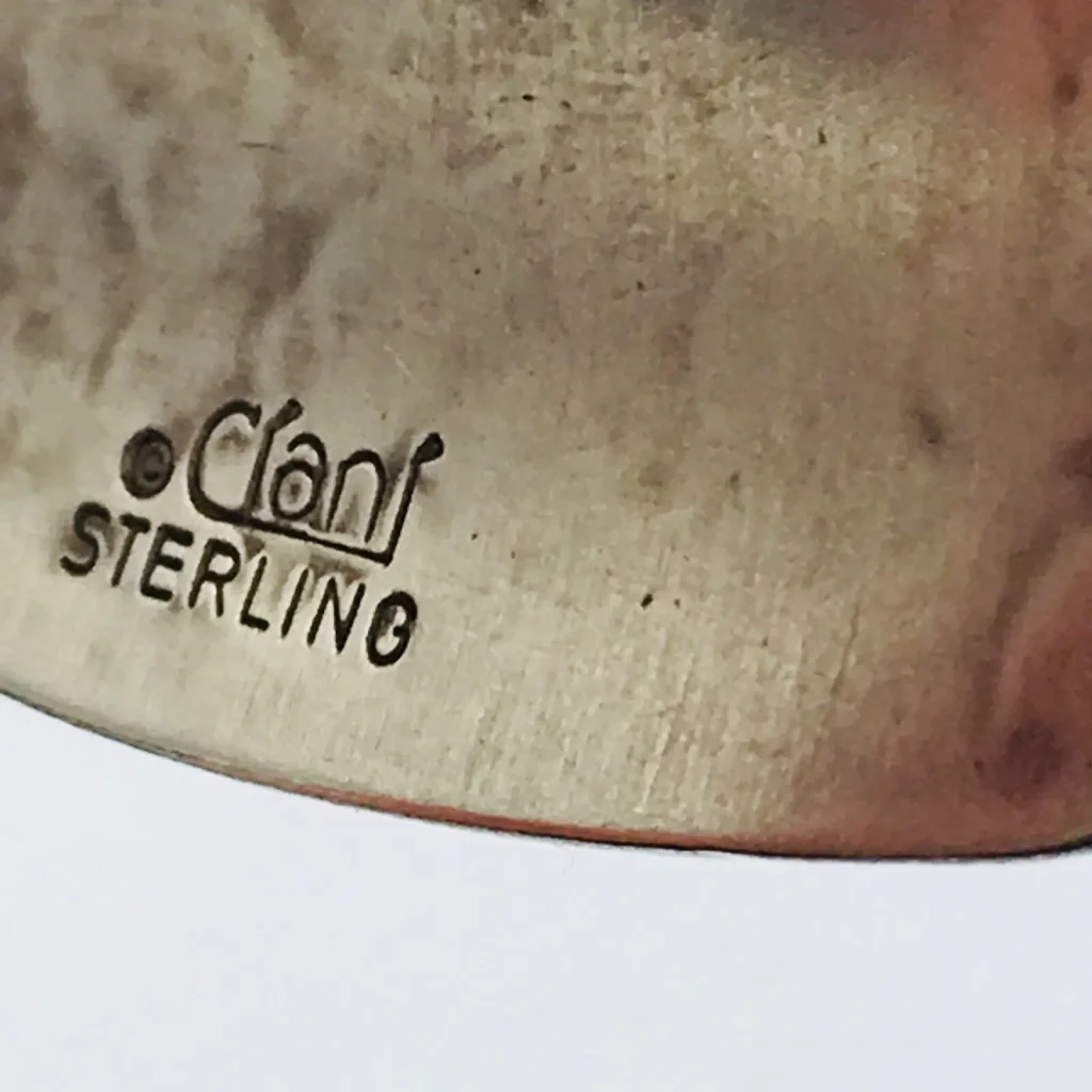 How to Tell Monet Jewellery Brand Story Through Packaging Art - Monet jewellery