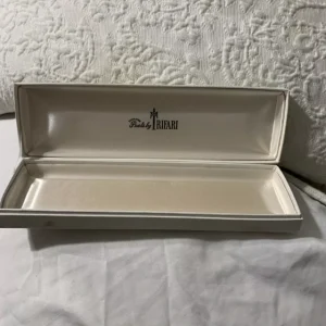 Vintage-Inspired Trifari Jewelry Packaging by Richpack | Tailored for Iconic Collections - Trifari Jewelry Packaging6