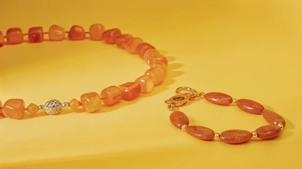 Amber Jewellery Packaging: Balancing Protection and Expression of Natural Beauty - amber jewery